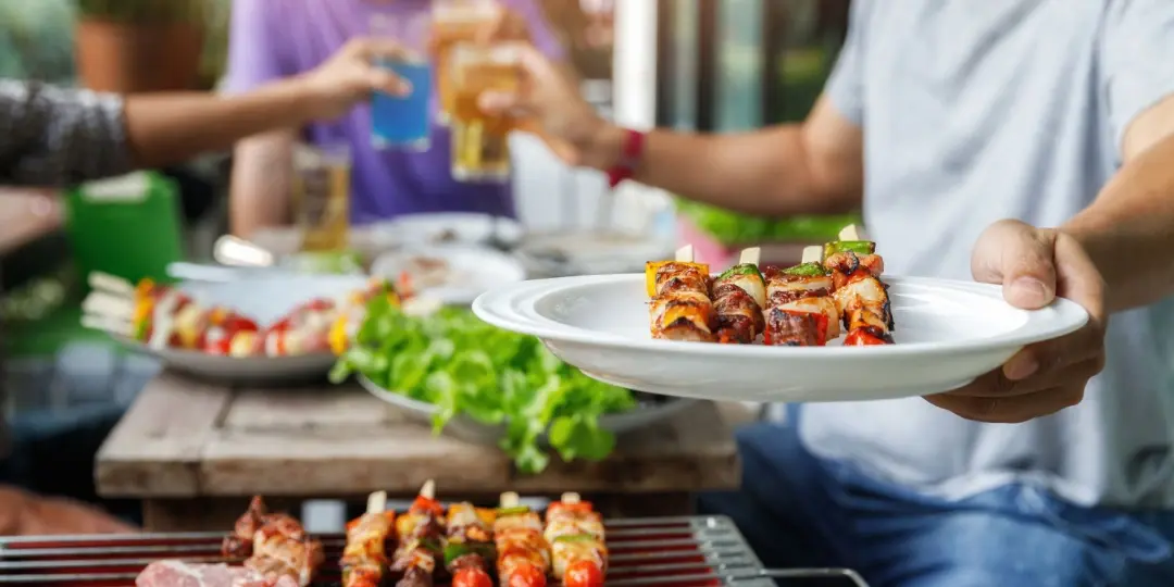 7 Tips to Savor Summer BBQs While Staying True to Your Diet